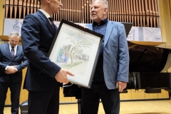 44f13777-5b66-4fc5-b6a7-77528f20cfe3