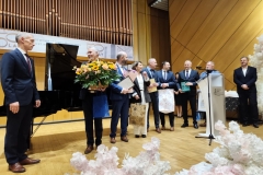 9e08eb03-5143-466c-8f6d-493e4cb09514