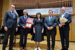 bfd113ba-e2c3-4d04-8497-2a108020271b