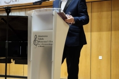 e51d255b-a48d-42b6-a58c-6093e42b235a