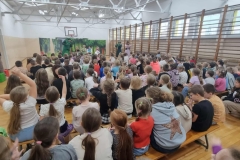 c63318ce-57d2-4d80-8064-62d0e330a2f0