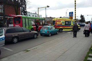 Nieostrożny kierowca na ulicy Sienkiewicza