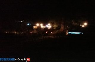 Nocny pożar domku na terenie ogródków działkowych