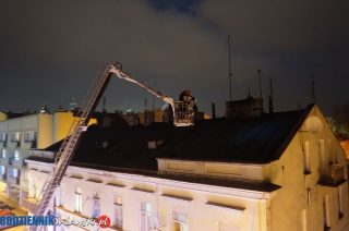 Dym na klatce schodowej w bloku przy 18. Stycznia