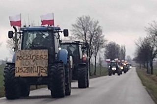 Rolnicy już jadą trasą Radzanów-Mława