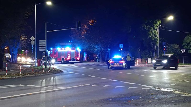 Wypadek z udziałem kierującego hulajnogą w Mławie. Wstępne ustalenia policji