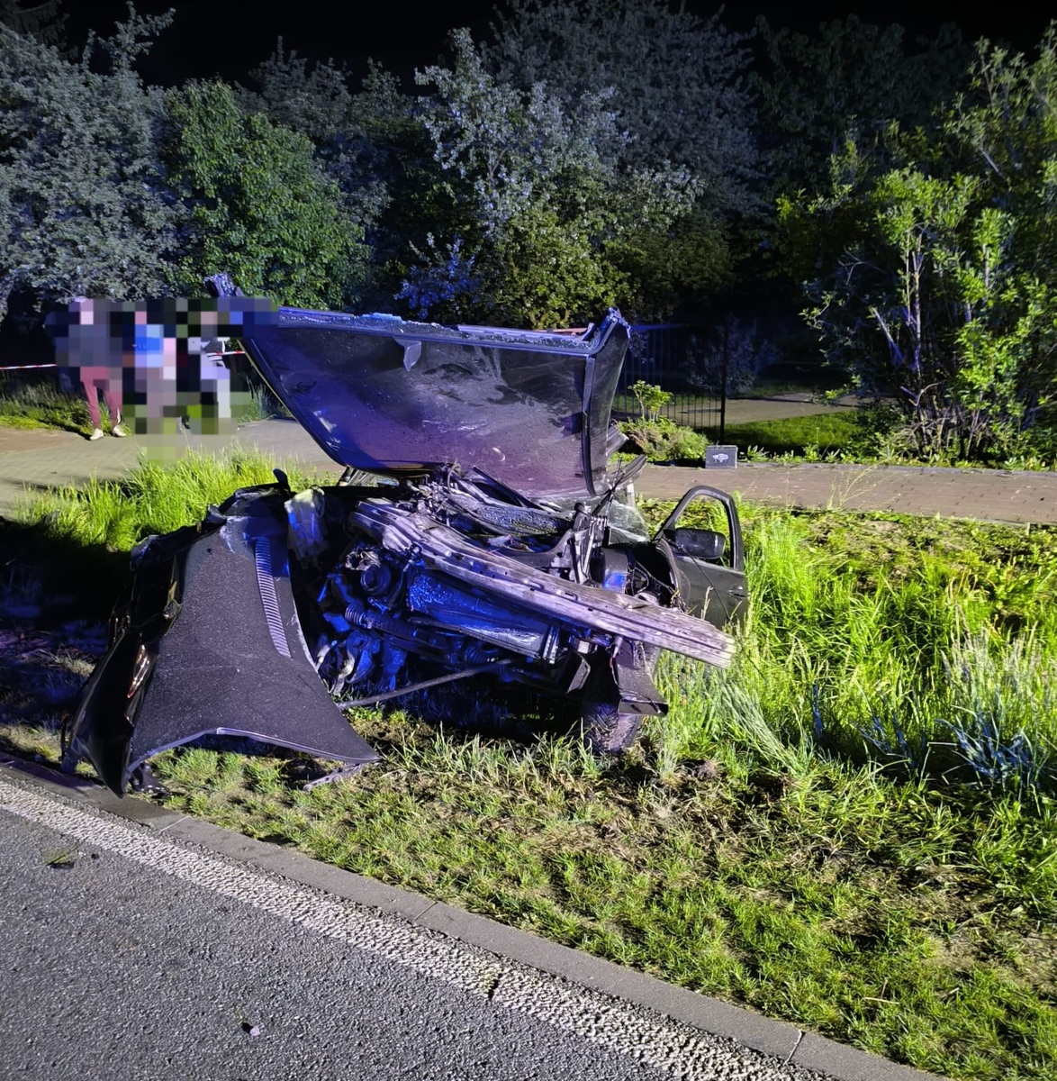 4 osoby trafiły do szpitala po zderzeniu dwóch pojazdów w Wiksinie