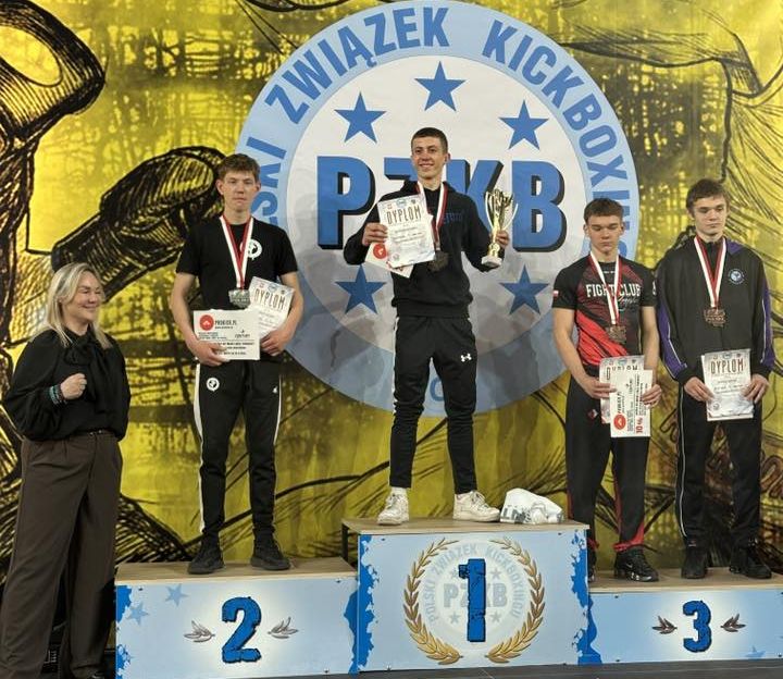 Robert Milewski wicemistrzem Polski w kickboxingu LOW KICK