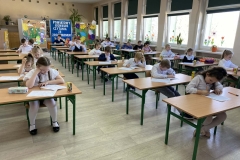 19d61090-5ff8-4db4-8303-92dbf941aba7