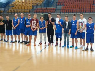 Koszykarze z Gimnazjum nr 2 wicemistrzami rejonu ciechanowskiego