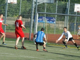 Joker bezradny w meczu z mistrzami, Oldboye nowym liderem