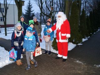 Mikołaj zawitał do szkoły w Szydłowie