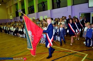 Szkoła Podstawowa nr 1. Rok szkolny rozpoczęty z uśmiechem