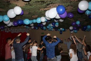 Czy można połączyć piłkę nożną i andrzejkowe szaleństwo?