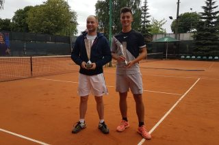 Młodość przed doświadczeniem. Paweł Jóźwiak mistrzem Mławy w tenisie ziemnym