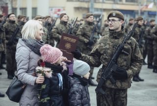 Przysięgę składali też żołnierze z Mławy