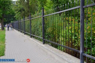 Ogrodzenie parku doczeka się pomalowania