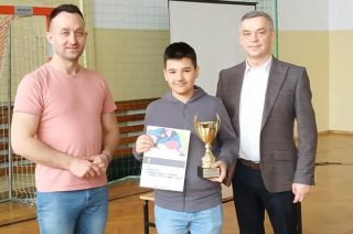Tenis wrócił na salony. W open najlepszy Grzybicki