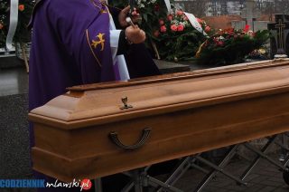 Kto i w jaki sposób może ubiegać się o zasiłek pogrzebowy?