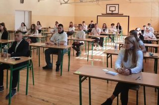Koronawirus i egzaminy ósmoklasistów w SP 7