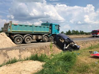 AKTUALIZACJA: Wypadek na siódemce w miejscowości Kondrajec Szlachecki. Dwie osoby nie żyją