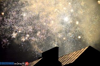 Nad Mławą gwiezdne fajerwerki [VIDEO]