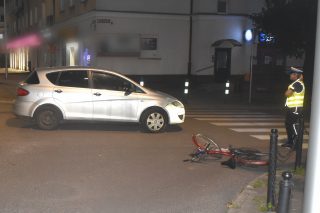 Wypadek na Starym Rynku, ranny rowerzysta