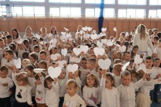 Kampania Białych Serc w SP 2 w Mławie