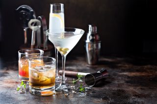 Leczenie kaca w domu? Odtruwanie alkoholowe pomoże Ci stanąć na nogi już w godzinę!