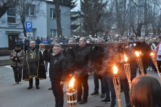 Ulicami Mławy przeszła Droga Krzyżowa