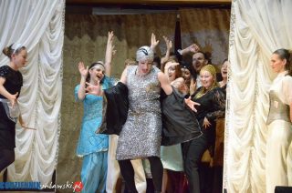 Premiera operetki „Bal w Savoyu” na scenie PSM w Mławie [FOTO, FILM]