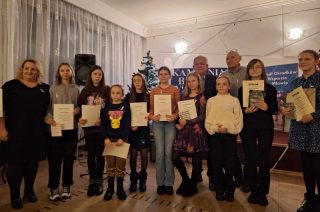 Finał Kampanii „Biała Wstążka”. Laureaci konkursu „Być kobietą”