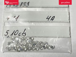Obywatelka Ukrainy przemycała diamenty