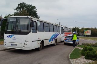 Autobusy dowożące dzieci do szkół i trzeźwość kierowców do kontroli