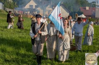 Mławska flaga i  rekonstruktorzy  w Gorlicach [FOTO]