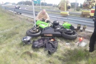 Węzeł Mława Wschód. Wypadek motocyklisty