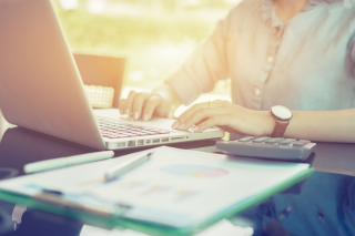 Kiedy możesz uzupełnić dokument w przetargu więcej niż raz?