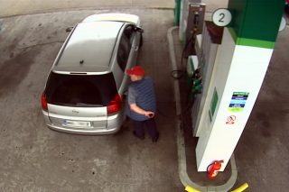 Ukradli paliwo, do opla zamontowali skradzione na terenie Mławy tablice rejestracyjne