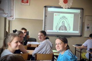 „Jam jest Jan…” – Narodowe Czytanie w Szkole Podstawowej nr 3 w Mławie