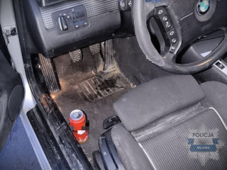 BMW zatrzymane na S-7: alkohol, brak badań i utrata prawa jazdy