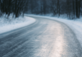 Ostrzeżenie przed marznącym deszczem i gołoledzią. Alert RCB