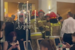 Gaz pieprzowy rozpylony na studniówce jednej z mławskich szkół