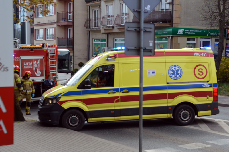 Potrącenie dwóch nastolatek na Warszawskiej