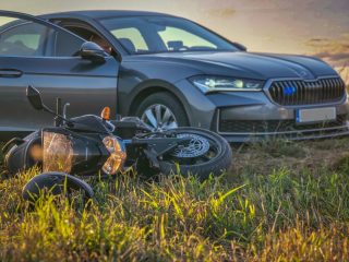 Policyjny pościg za nietrzeźwym motocyklistą, który nie zatrzymał się do kontroli drogowej