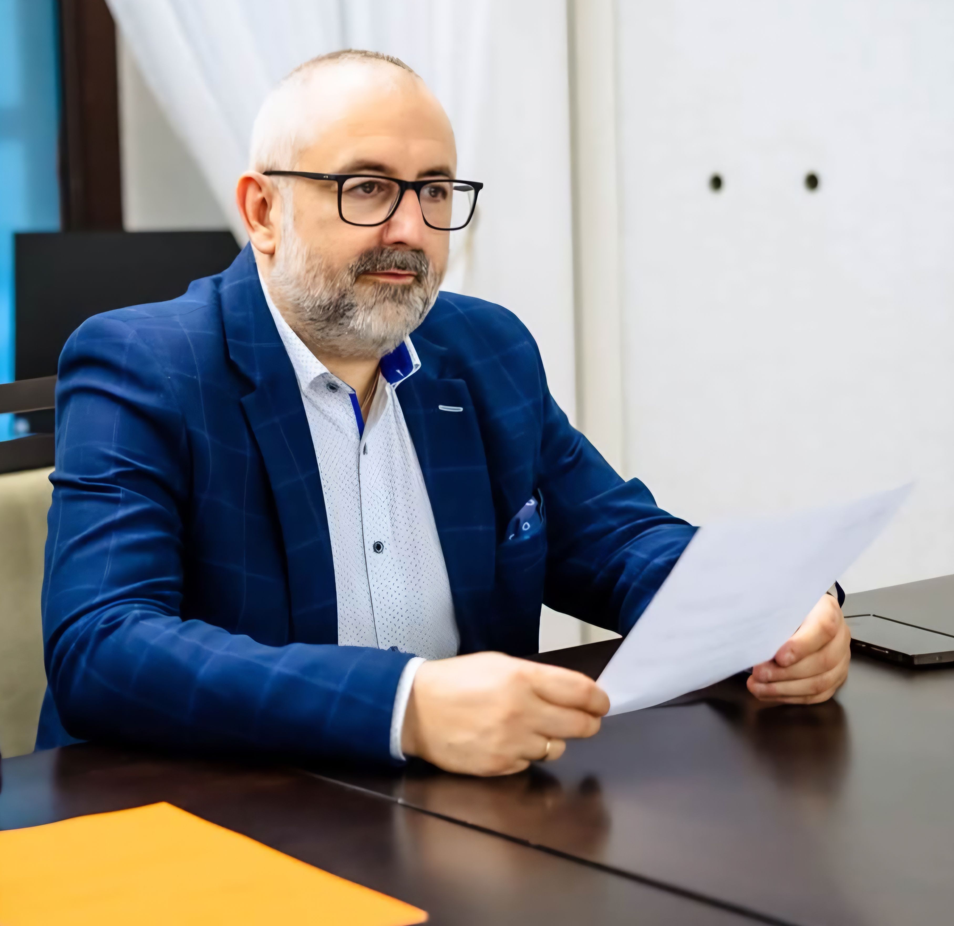 Senat poparł i poprawił ustawę o asystencji osobistej osób z niepełnosprawnościami