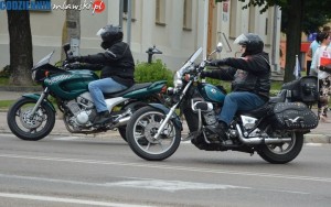 221 (126)