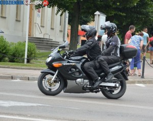 221 (129)