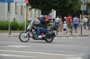 221 (131)
